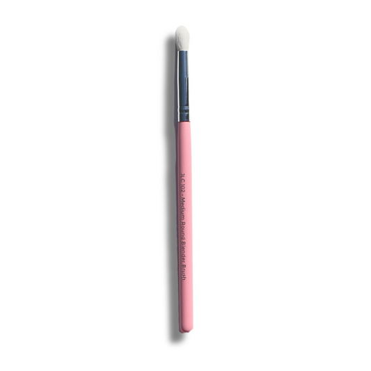 JLC 102- Medium Round Blender Eyeshadow Brush
